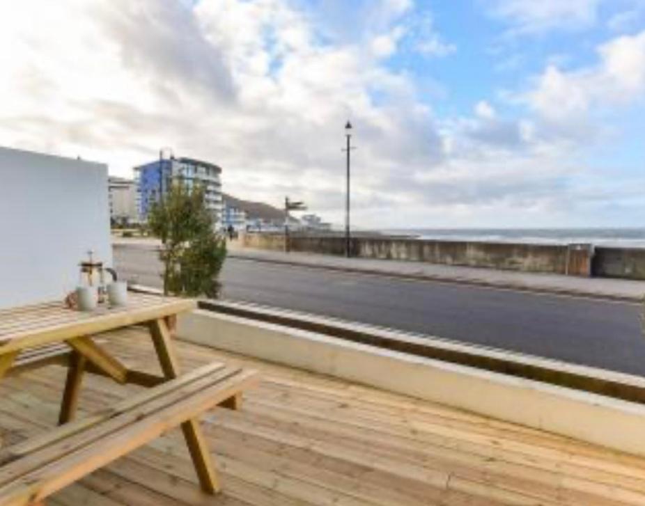 Westward Ho! Beachfront Luxury For 2 ภายนอก รูปภาพ